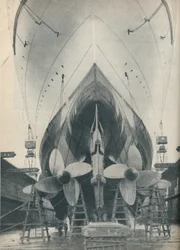 La spinta dei potenti motori dei moderni transatlantici