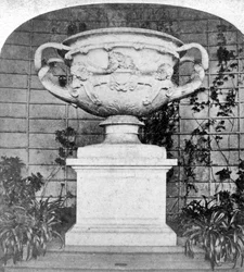 Il Vaso di Warwick, Castello di Warwick, Warwick, Warwickshire, fine XIX secolo