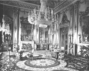 La Sala Bianca, Buckingham Palace, Londra