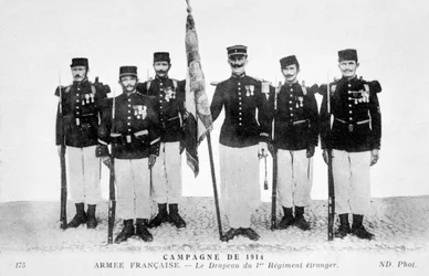 La bandiera del 1º Reggimento della Legione Straniera Francese