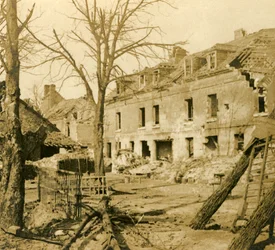 La vetreria a Soissons, Francia settentrionale, c1914-c1918