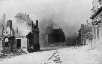 Le rovine di Cambrai, Francia, Prima Guerra Mondiale, 1918