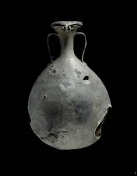 Fiasca in lega di stagno e piombo con coperchio, XVIII dinastia c1540 a.C.-c1292 a.C.