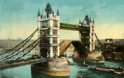 Tower Bridge, Londra