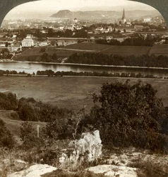 Trondhjem, le sue case, magazzini e cattedrale, tra il fiume Nid e il fiordo, Norvegia, 1905