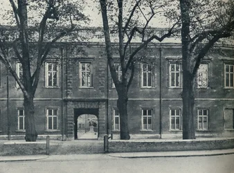 Scuola Superiore, vista verso il cortile della scuola, 1926
