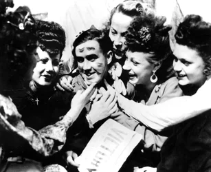 Celebrazioni del Giorno della Vittoria, Parigi, 8 maggio 1945