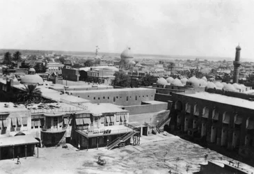 Vista di Baghdad da una torre di blocco, 31° ospedale generale britannico, Mesopotamia, Prima Guerra Mondiale, 1918