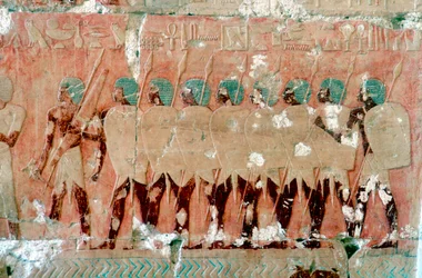 Dipinto murale di soldati egiziani in spedizione, Tempio della Regina Hatshepsut, Luxor, c. 1470 a.C.