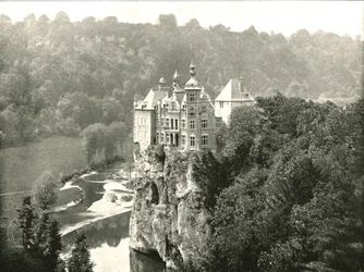 Castello di Walzin, Dinant, Belgio, 1895