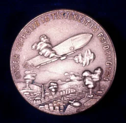 Dirigibile Zeppelin in azione durante la Prima Guerra Mondiale, 1914