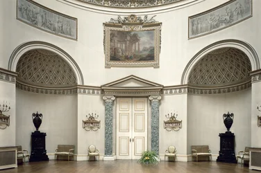 Kedleston Hall, Il Salone, Derbyshire, UK, progettato da Robert Adam, completato nel 1763