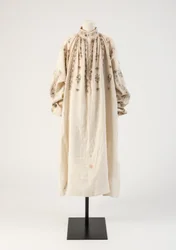 Camicia da uomo ricamata in lino, anni 1600