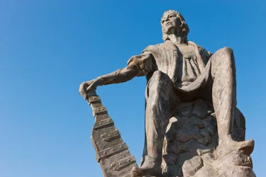 Statua di Cristoforo Colombo al Monastero di La Rabida, Provincia di Huelva, Andalusia, Spagna meridionale