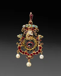 Il Gioiello di Aberdeen; pendente in oro con gioielli e smalti con una ciocca di capelli detta di Maria Regina di Scozia, fine XVI secolo