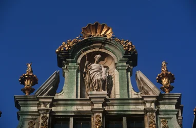 Belgio, Bruxelles, Grand Place, dettaglio architettonico
