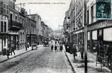 Chalons en Champagne: vista di rue de la Marne