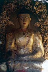Cripta con statua di Buddha, Swayambhunath (Tempio delle Scimmie), Valle di Kathmandu (Lista del Patrimonio Mondiale dell