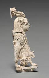 Placca decorativa: Sfinge alata, 900-800 a.C.