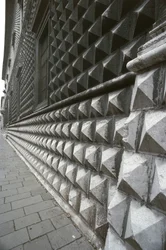 Dettaglio della facciata di Palazzo dei Diamanti, Ferrara, Italia