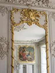 Giochi di ghiaccio e specchi, riflesso di Aurora e Cefalo, dipinto di Francois Boucher. Stanza del principe. Hotel de Soubise, Parigi