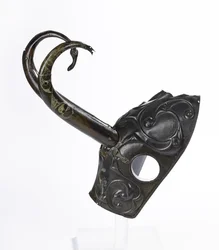 Armatura per cavallo / chamfron, 300-100 a.C.