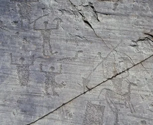 Italia, Regione Lombardia, Valcamonica, Primo piano di incisioni rupestri nel Parco Nazionale delle Incisioni Rupestri di Naquane