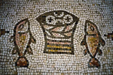 Pani e pesci, mosaico nella chiesa della Moltiplicazione, IV secolo, Tabgha, Israele
