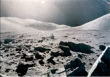 Volo spaziale con equipaggio, USA, Apollo 15 vista panoramica della superficie lunare, Apollo 15