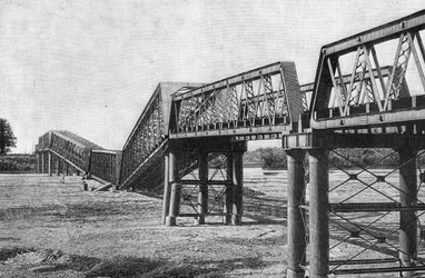 Ponte ferroviario di Nagara Gawa dopo il terremoto in Giappone del 23 ottobre