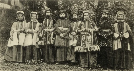 Donne ossete in costume tradizionale Gruppo minoritario in Unione Sovietica