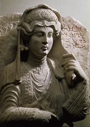 Rilievo tombale con busto ritratto, romano, c.2°/3° secolo d.C.