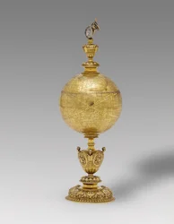 Raro calice a globo continentale, Nord Germania o Fiandre, c.1600