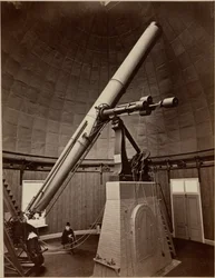 Telescopio rifrattore con montatura equatoriale, Washington DC, USA