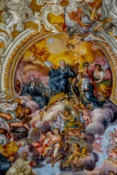 Chiesa di San Benedetto, Catania, Sicilia (Italia). Dettaglio del soffitto affrescato (XVIII secolo). San Benedetto.