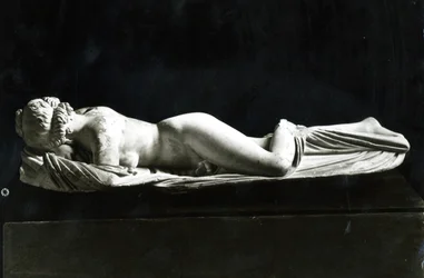 Ermafrodito dormiente