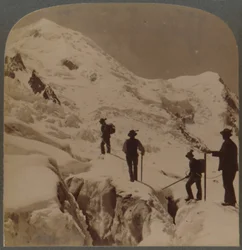 Ascesa del Monte Bianco - attraversamento del ghiacciaio dei Bossons - Grands Mulets in lontananza, Alpi, 1901