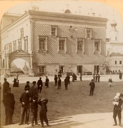 La famosa Scala Rossa e il vecchio Palazzo, Mosca, Russia, 1900