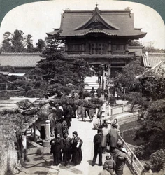 Ingresso principale al Tempio di Kameido, Tokyo, Giappone, 1904