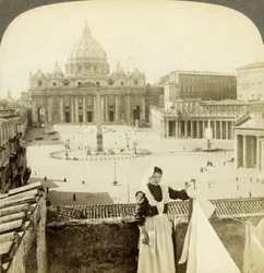 Piazza San Pietro e Basilica e il Vaticano, Roma, Italia
