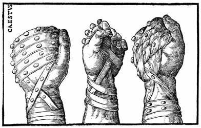 Guantoni da boxe per lottatori romani - in "Hieronymi mercurialis de Gymnastica", edizione di Venezia