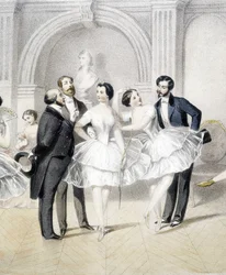 Ballerini circondati da uomini nell