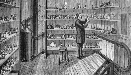 Louis Pasteur (1822-1895), chimico e biologo francese, nel 1883 alla Ecole Normale di Parigi