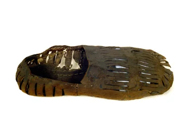 Modello di scarpe per uomini del XVI secolo. Museo del Castello, Milano