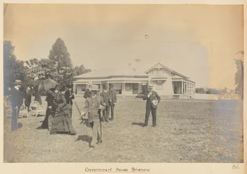Crociera del Duca e della Duchessa di York con la HMS "Ophir" - marzo-novembre 1901. Lastra 86, La Duchessa di York nel parco della Government House, Brisbane