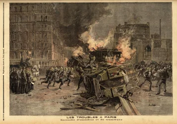Incendio di omnibus e tram a Parigi: una manifestazione studentesca brutalmente repressa si trasforma in una rivolta generale. Incisione in "Le petit journal" 22/07/1893. Collezione Selva.