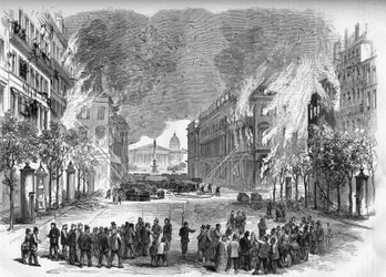 La Comune di Parigi nel 1871. Fuoco acceso dai federati su Rue Royale durante la settimana di sangue (22-28 maggio)