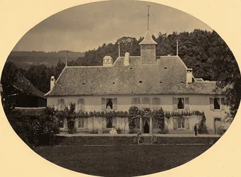 Una Casa a Neuchatel, Svizzera