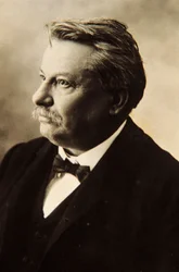 Ritratto di Giovanni Pascoli