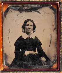 Ritratto di donna. Dagherrotipo (Daguerre) sotto cornice, circa 1850.